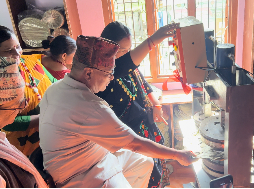 Teaching the mayor to use the bio-enterprise machine