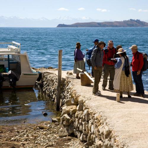 Tourists at Isla del Sol, Lago Titicaca, Bolivia. Credit Szymon Kochański via Flickr